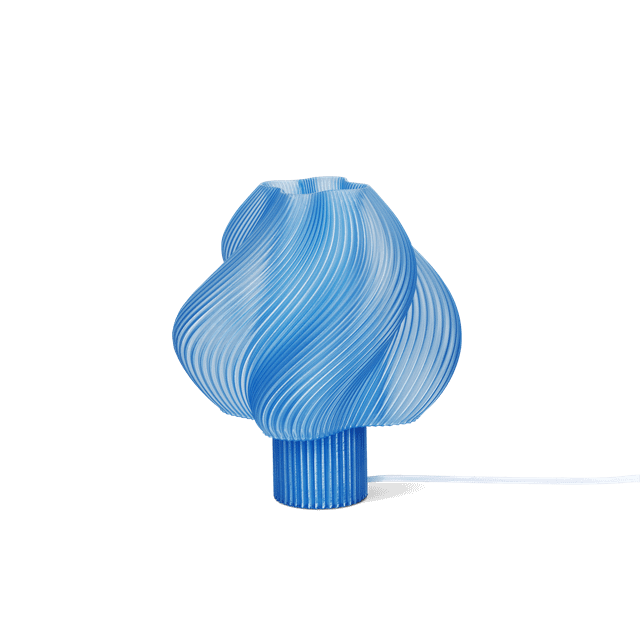 Crème Atelier Soft Serve Grande Bordlampe Blueberry Sorbet