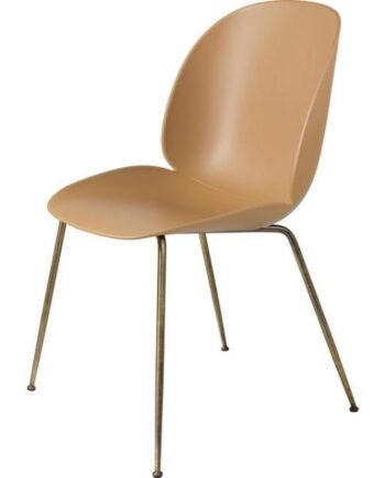Gubi Beetle Spisebordsstol Conic Base Antik Messing Amber Brun
