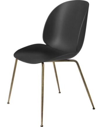Gubi Beetle Spisebordsstol Conic Base Antik Messing Sort