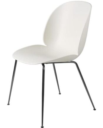 Gubi Beetle Spisebordsstol Conic Base Sort Krom Alabaster Hvid