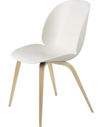 Gubi Beetle Spisebordsstol Træbase Eg Semi Mat Alabaster Hvid
