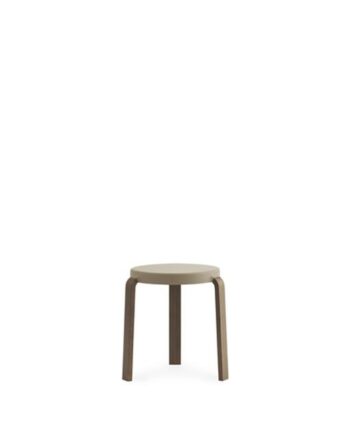 Normann Copenhagen Tap Skammel Valnød Sand