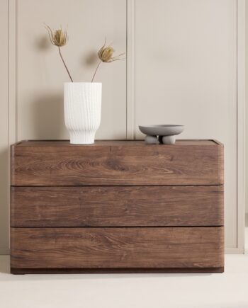 Buffa Kommode Med Tre Skuffer