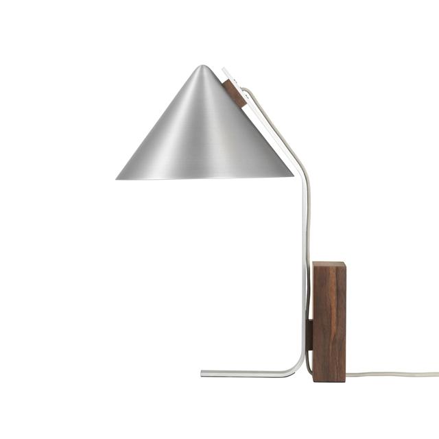 Kristina Dam Studio Cone Bordlampe Børstet Aluminium Valnød