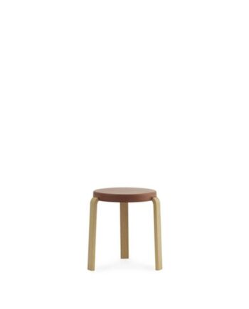 Normann Copenhagen Tap Skammel Eg Karamel