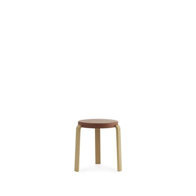 Normann Copenhagen Tap Skammel Eg Karamel