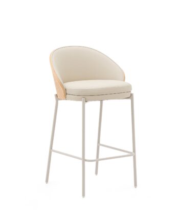 Barstol Kave Home Eamy Beige Kunstlæder Med Askefinér Ryglæn Og Pulverlakeret Stålstel 65 Cm Sædehøjde