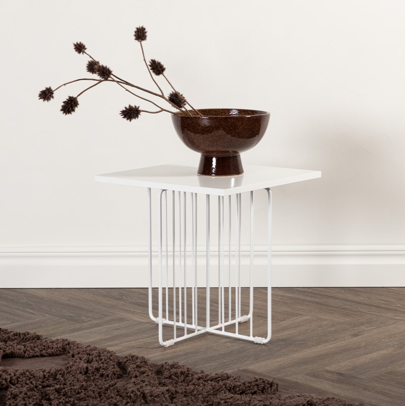 Cawey- Sofabord   Hvidt Stål Og Hvid Topplade  60   60 Cm