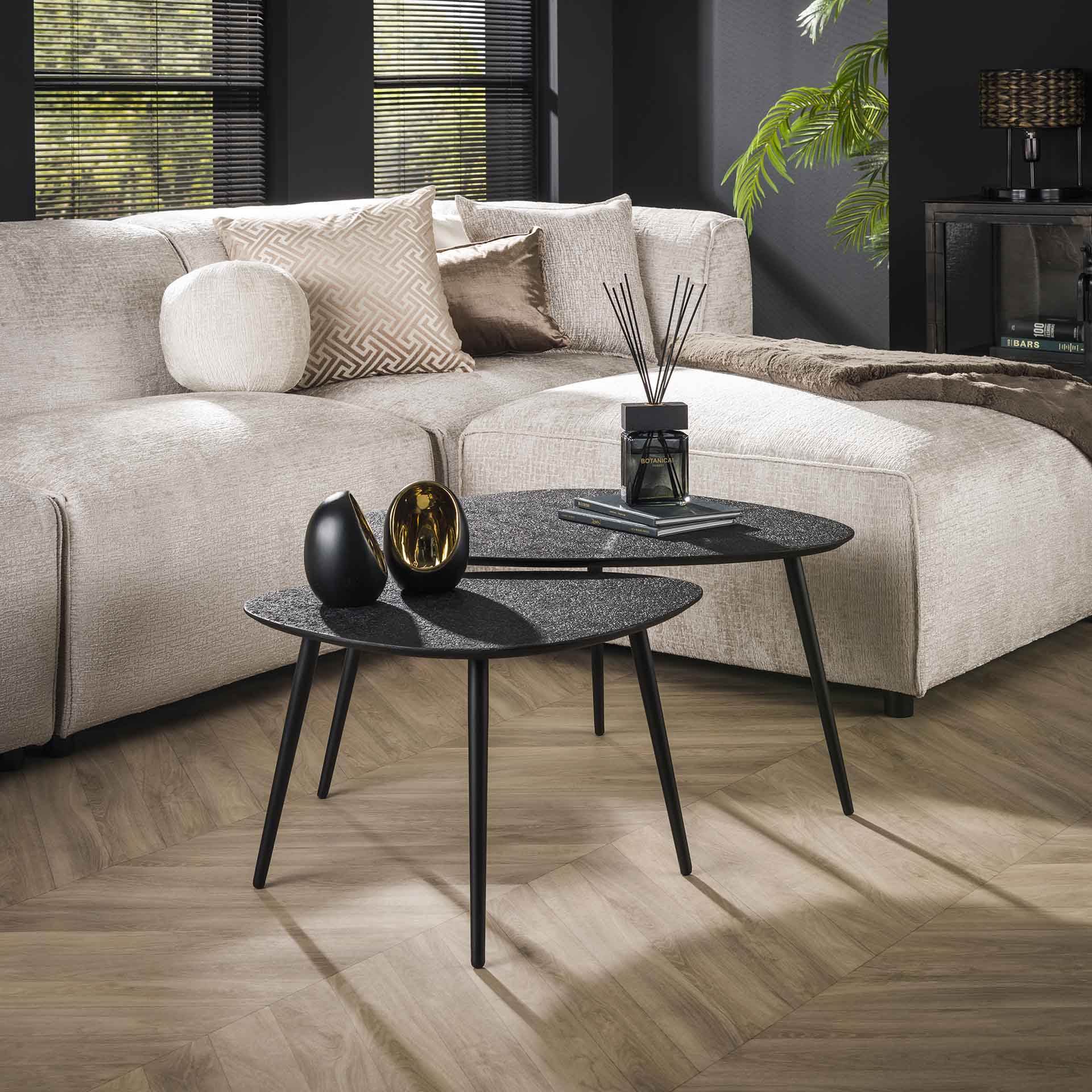Daidalos Sofabordssæt Med To Trekantede Borde Metallic Sort