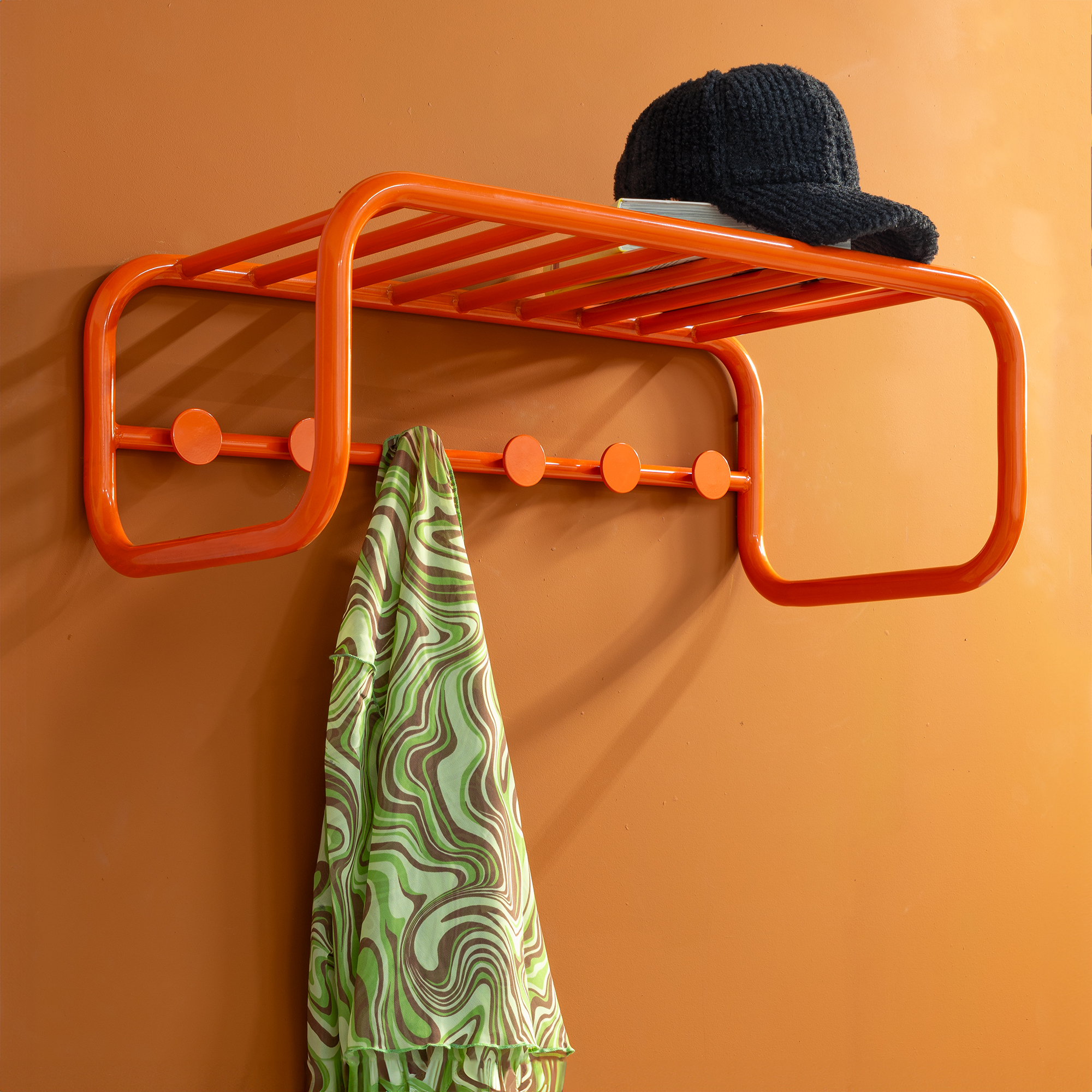 Flash Hattehylde Orange Metal Med Seks Knager