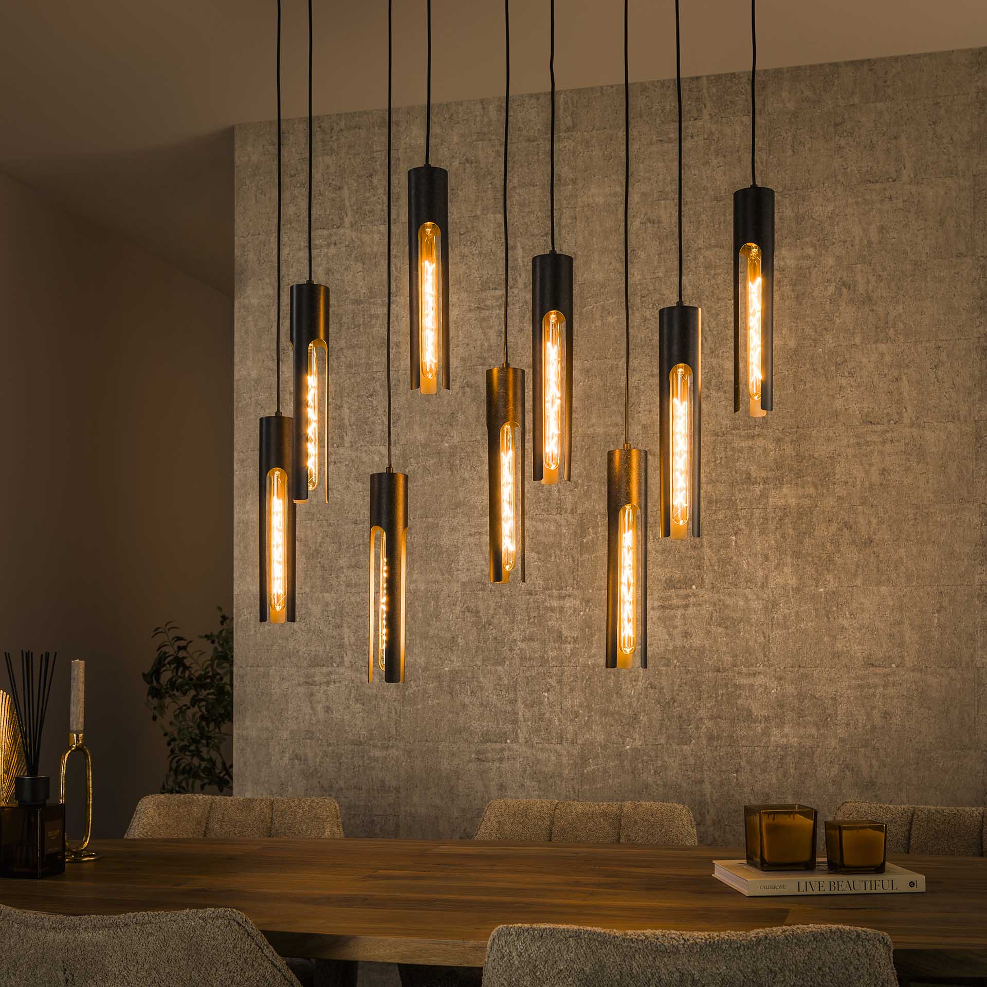 Pantalla Loftlampe Med Ni Skærme Sort Metal Levering Uden Pære