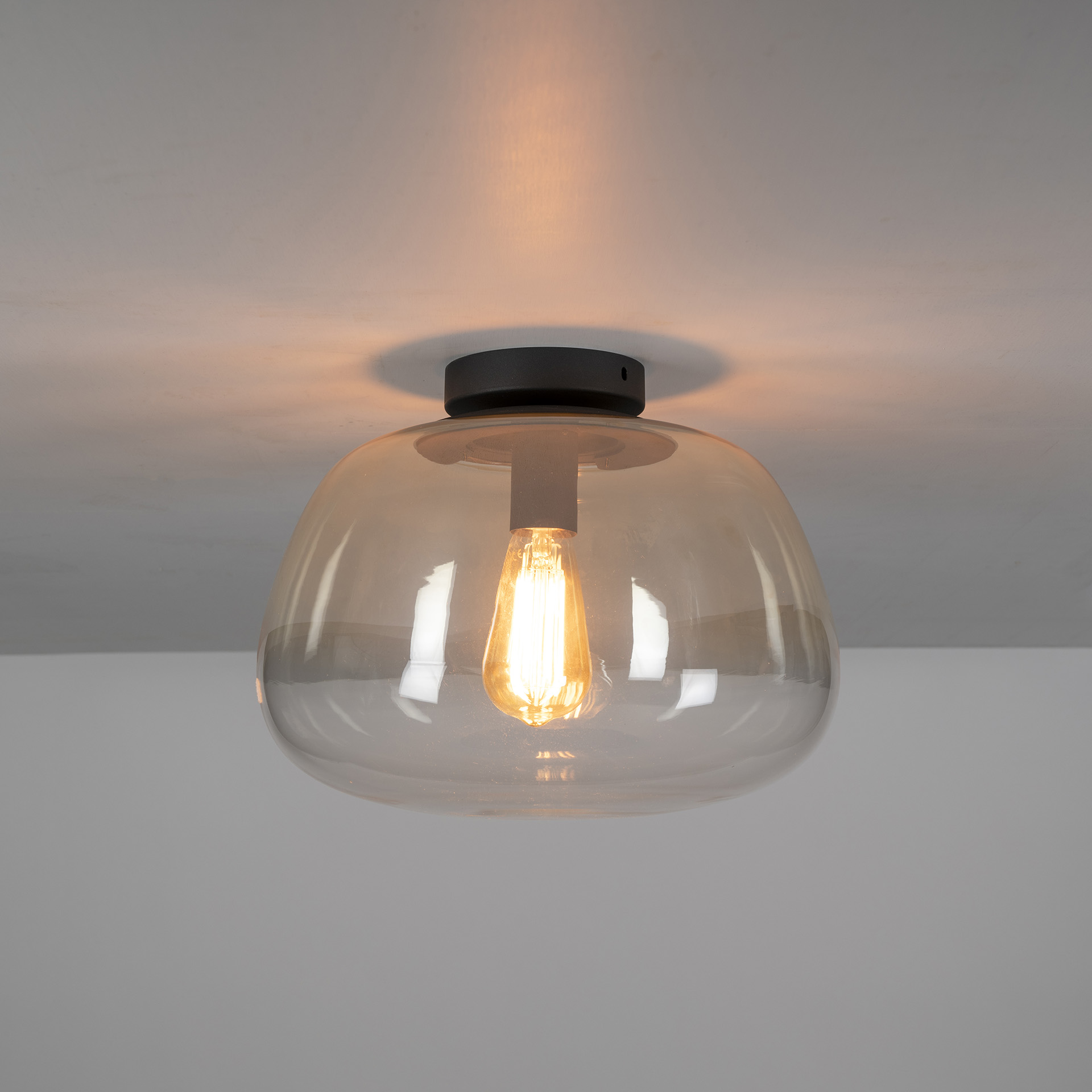 Regor Plafond Ravfarvet Glas Levering Med Pære