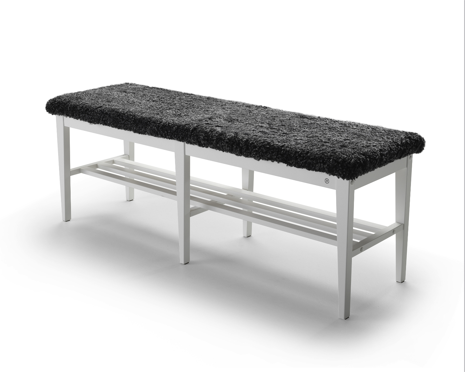 Bænk Til Entré Oscarssons Möbel Nadja Massiv Birk Hvidlak Med Mørkegråt Fåreskind 130x40x46 Cm