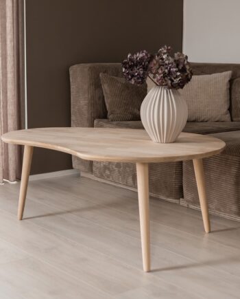 Ct 10 Sofabord   Massiv Eg Med Paletform Og Størrelse 107   79 Cm Højde 40 Cm Ubehandlet