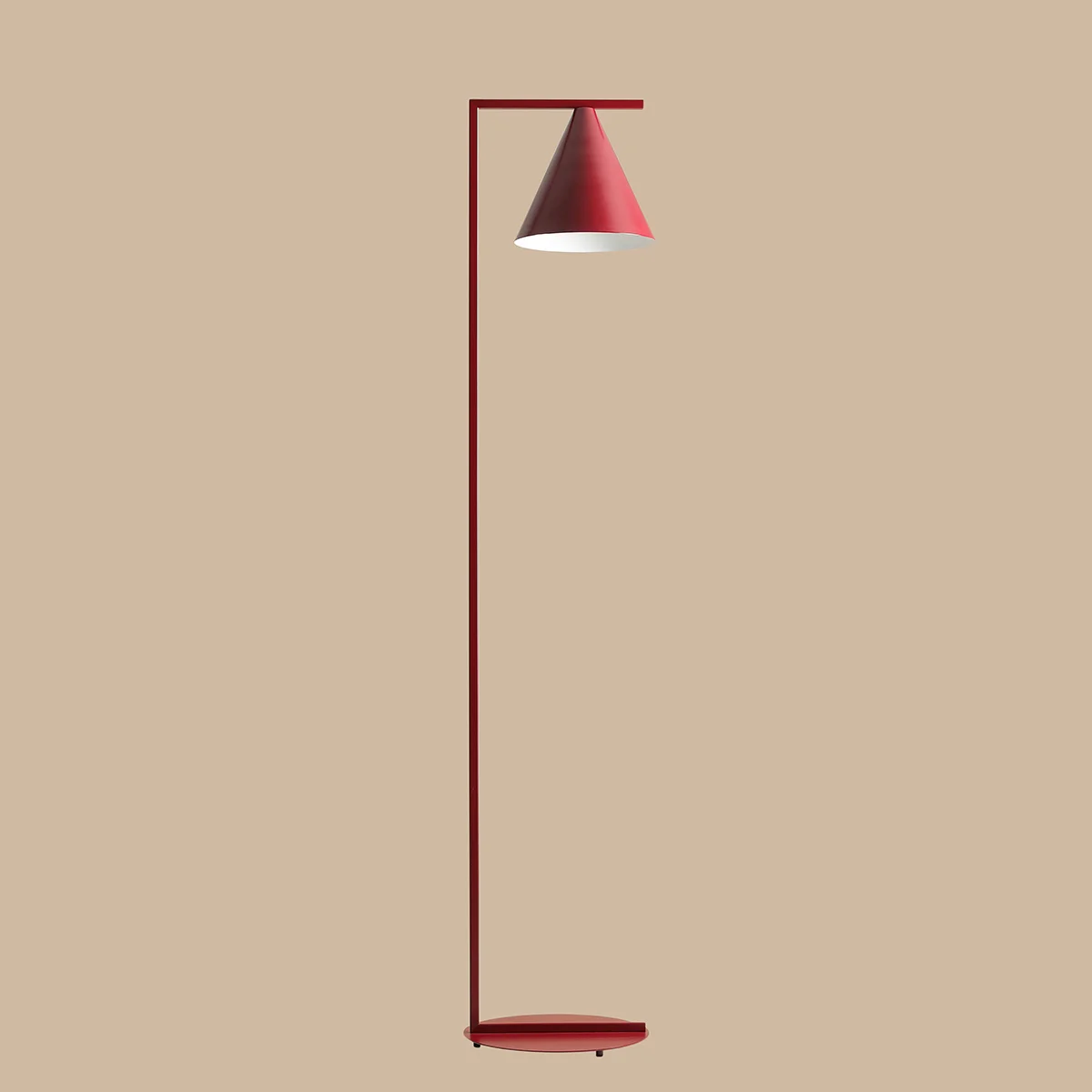 Frigg- Gulvlampe Vinrød Metal