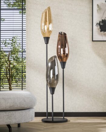 Kubo Gulvlampe Med Tre Forskellige Glasskærme  Højde 178 Cm Levering Med Pære