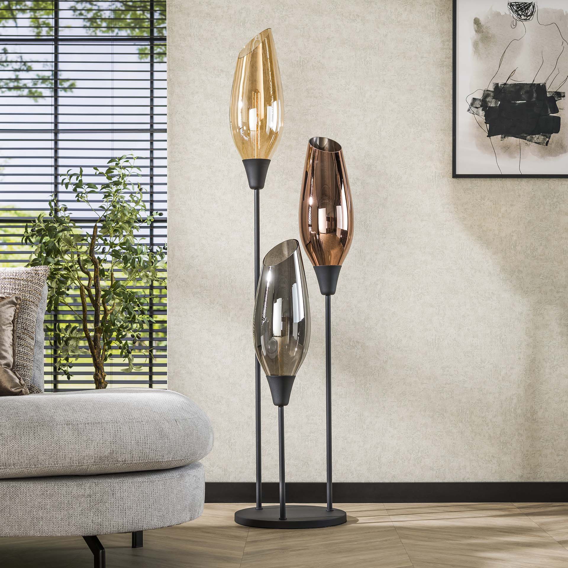 Kubo Gulvlampe Med Tre Forskellige Glasskærme Højde 178 Cm Levering Med Pære
