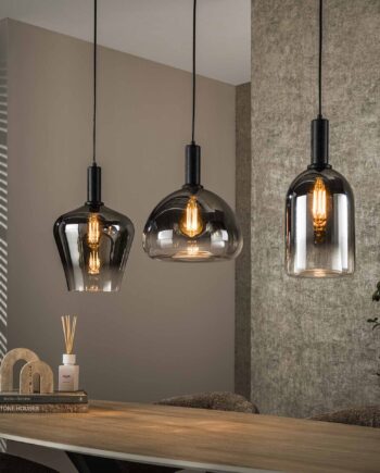 Lajita Loftlampe Med Tre Forskellige Skærm Designs   Kromfarvet Glas Levering Uden Pære