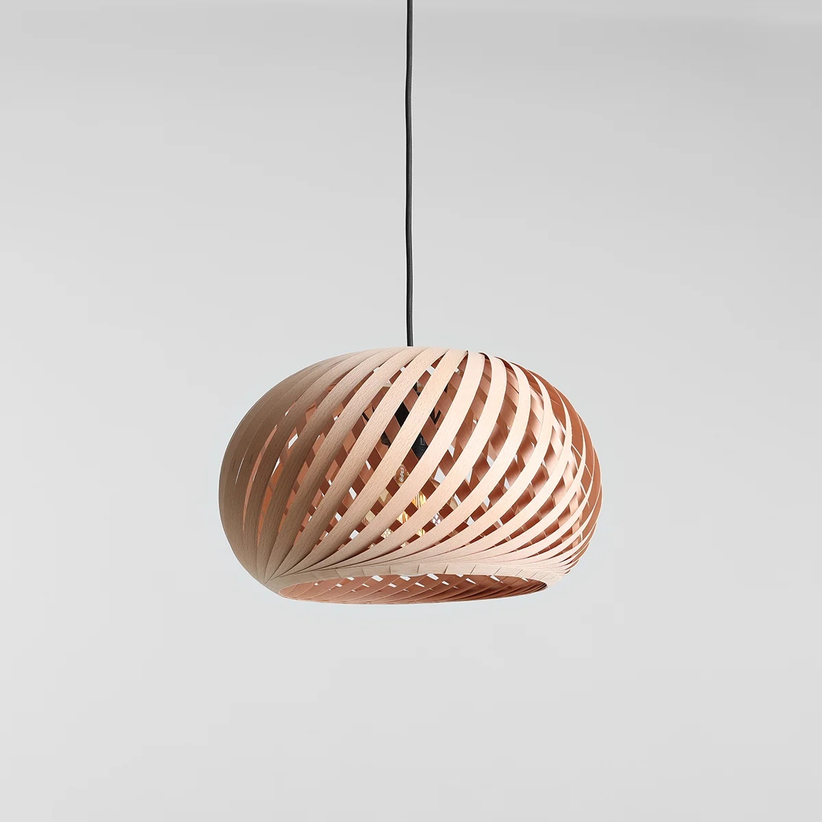 Nightfall Pendel Flettet Bøgetræ Diameter 38 Cm