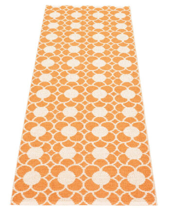 Pappelina Anya Gulvtæppe 200    70 Cm  Pale Orange Vanilla