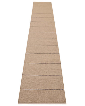 Pappelina Lea Gulvtæppe 375    70 Cm  Potato Brown Vanilla