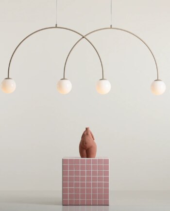 Twiggy Loftlampe   Beige Farvet Metal Og   Hvide Glaskupler  Bredde 149 Cm