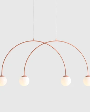Twiggy Loftlampe   Koral Farvet Metal Og   Hvide Glaskupler  Bredde 130 Cm