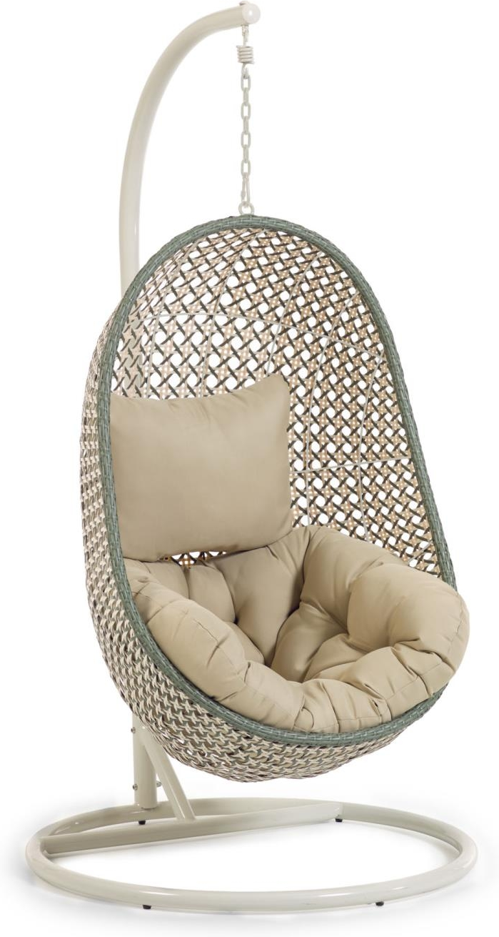 Udendørs Hængestol Kave Home Cira   Håndflettet Polyrattan Med Beige Hynder Og Pulverlakeret Stålstativ