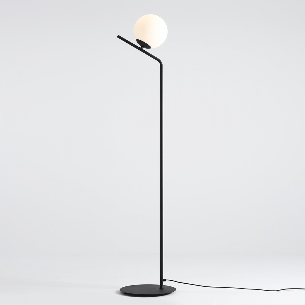Arts Gulvlampe   Sort Metal Og Hvidt Glas