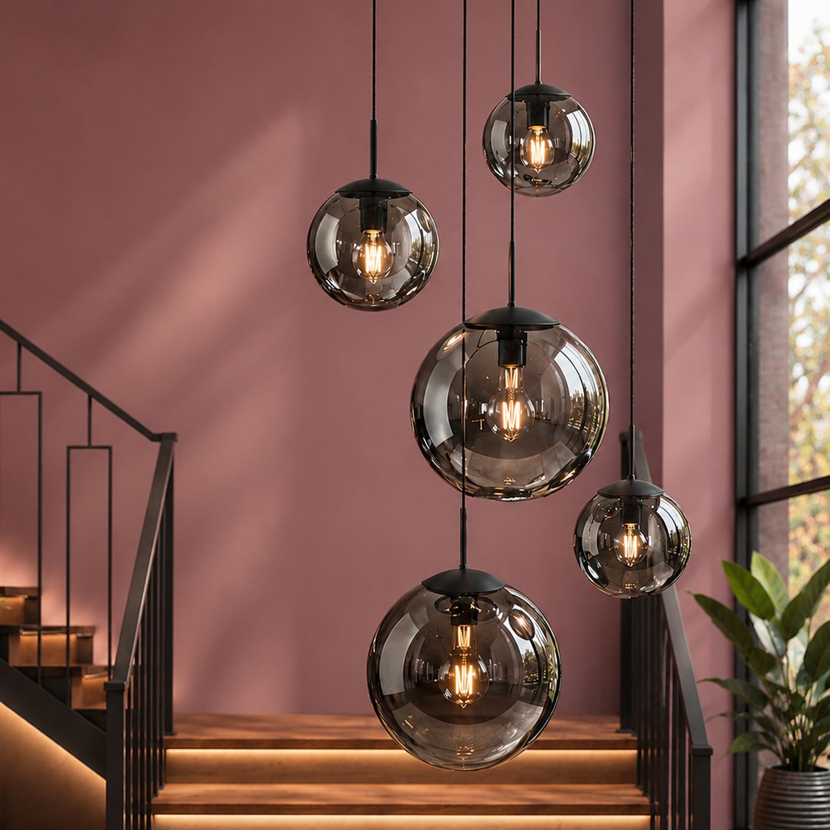 Bowie Loftlampe   Sort Metal Og Røgfarvet Glas