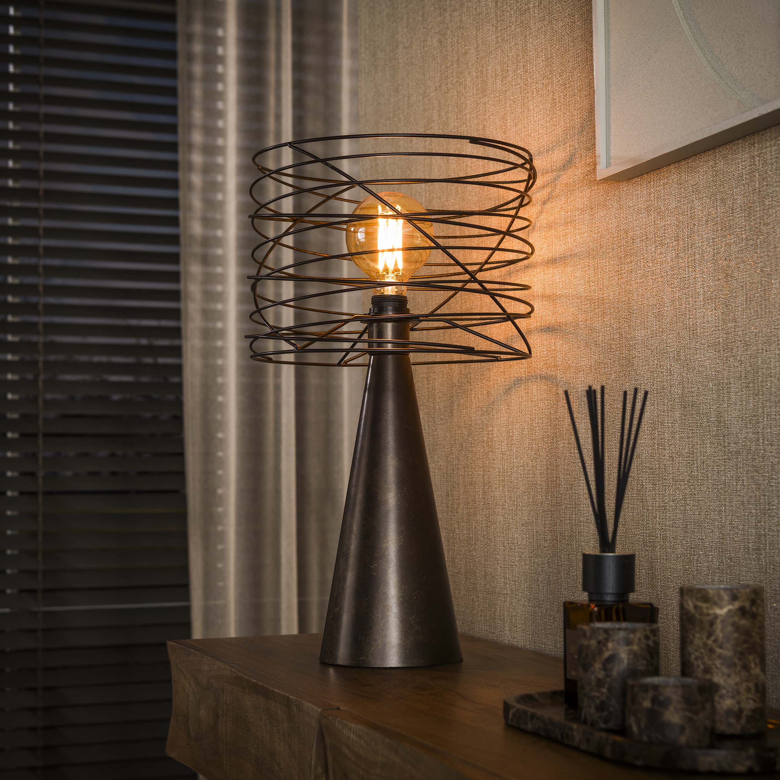 Curly Bordlampe   Urban Brun Metal Levering Uden Pære