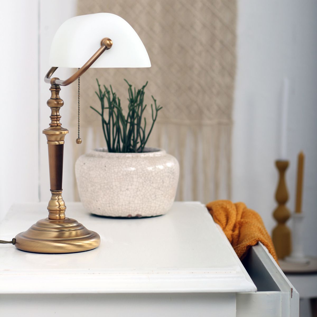 Deed Bordlampe   Bronze Og Hvidt Glas