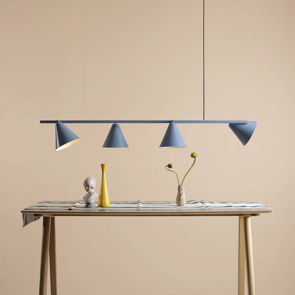 Frigg Loftlampe   Støvet Blå Metal