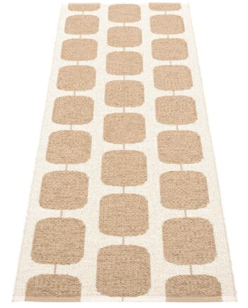 Pappelina Gulvtæppe Sten  70   200 Cm  Light Nougat Vanilla