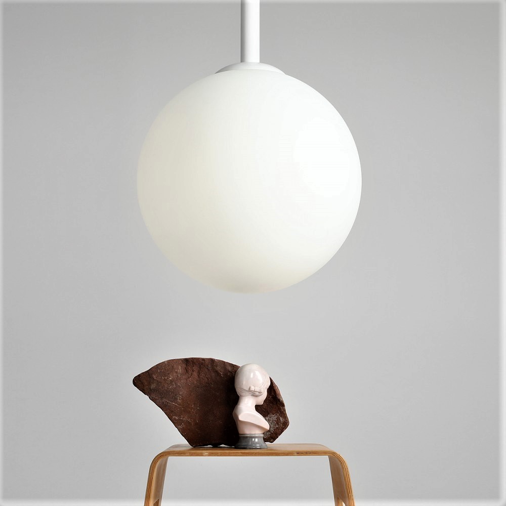 Stick Loftlampe Hvidt Og Glas 50 Cm Kuppel